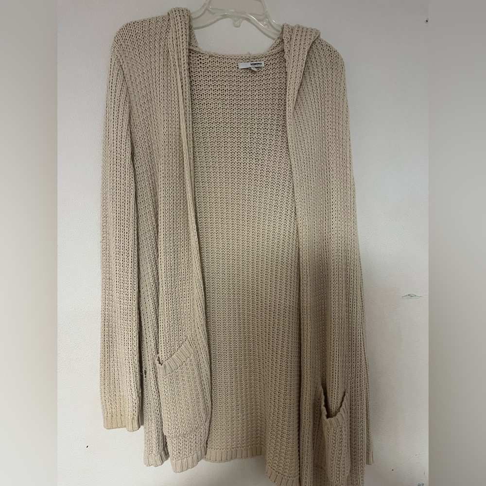 Cable knit cardigan
